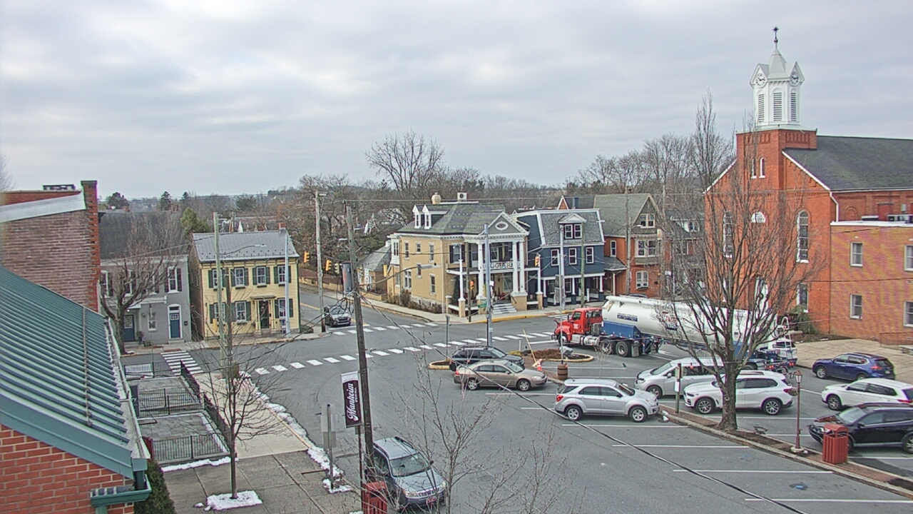 Thumbnail for current weather camera view from A&M Pizza in Manheim, Pennsylvania