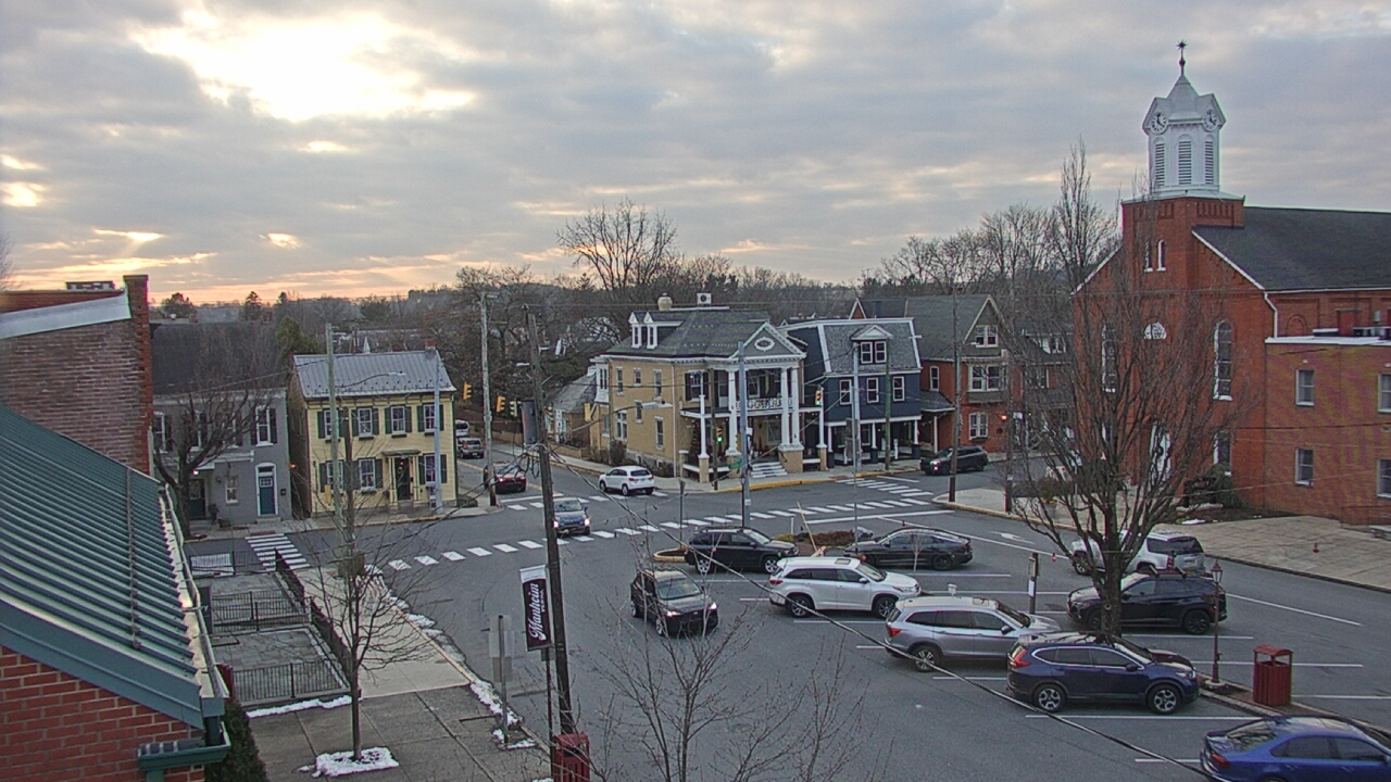 Thumbnail for current weather camera view from A&M Pizza in Manheim, Pennsylvania