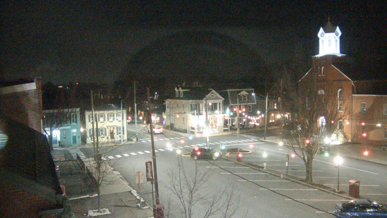 Thumbnail for current weather camera view from A&M Pizza in Manheim, Pennsylvania