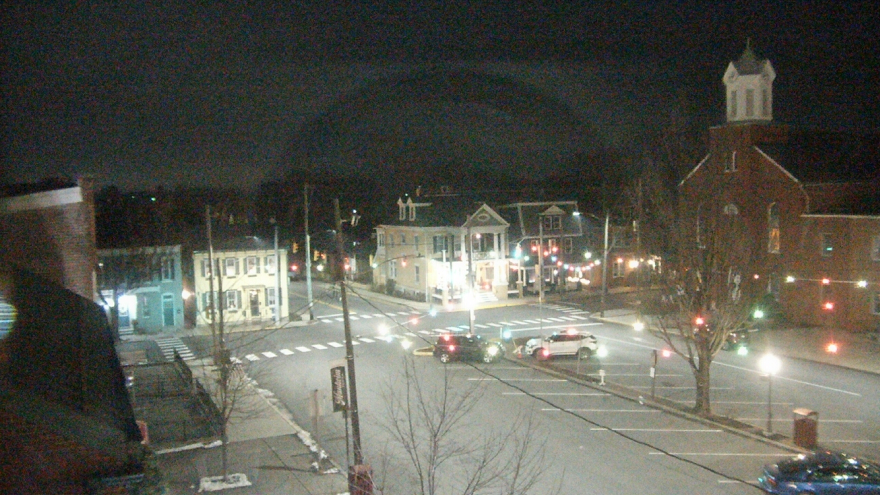 Thumbnail for current weather camera view from A&M Pizza in Manheim, Pennsylvania