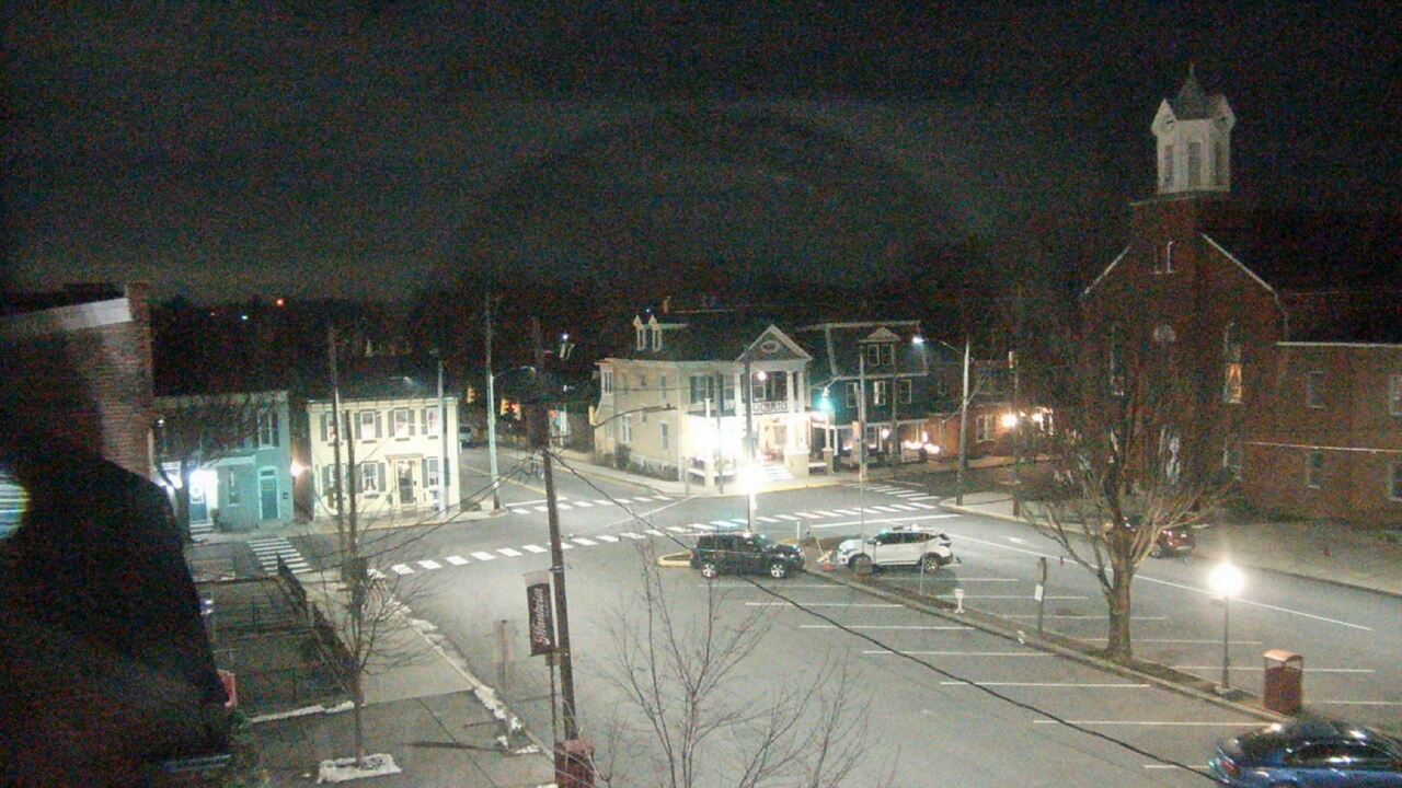Thumbnail for current weather camera view from A&M Pizza in Manheim, Pennsylvania