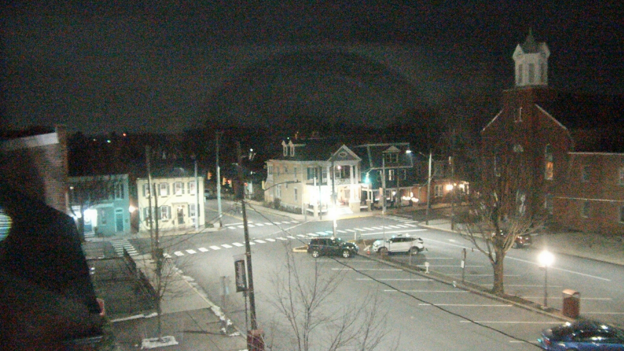 Thumbnail for current weather camera view from A&M Pizza in Manheim, Pennsylvania