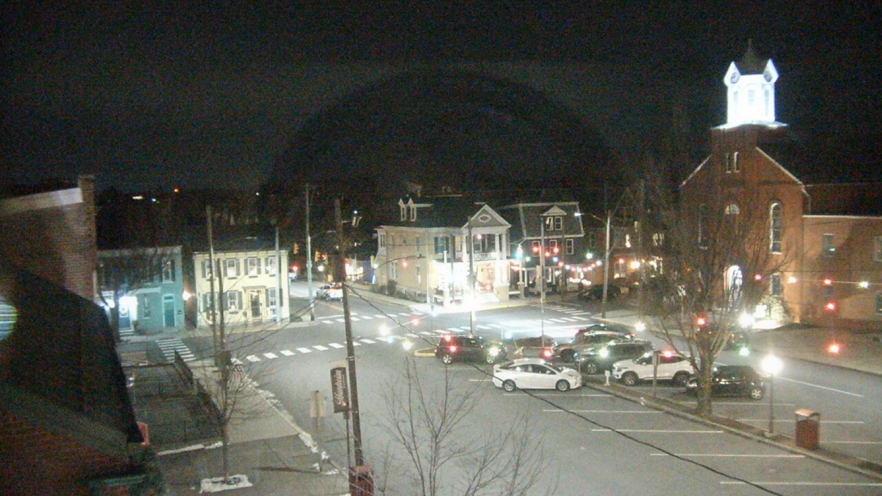 Thumbnail for current weather camera view from A&M Pizza in Manheim, Pennsylvania