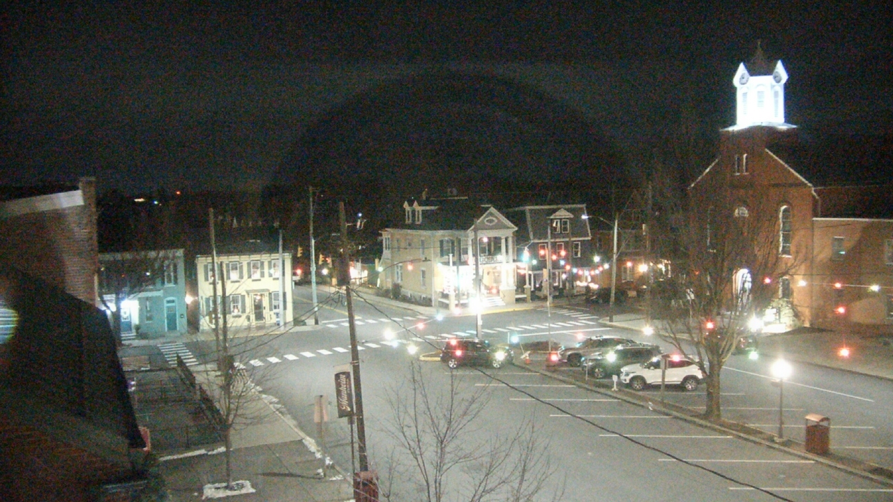 Thumbnail for current weather camera view from A&M Pizza in Manheim, Pennsylvania
