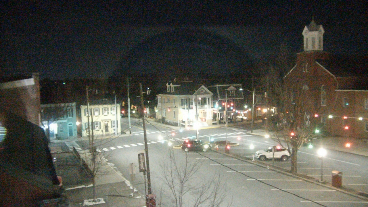 Thumbnail for current weather camera view from A&M Pizza in Manheim, Pennsylvania