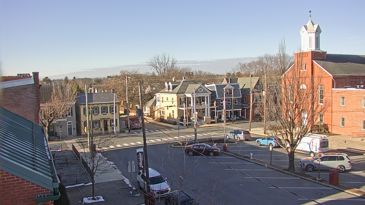 Thumbnail for current weather camera view from A&M Pizza in Manheim, Pennsylvania