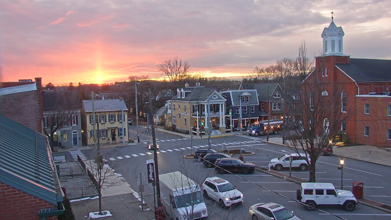 Thumbnail for current weather camera view from A&M Pizza in Manheim, Pennsylvania