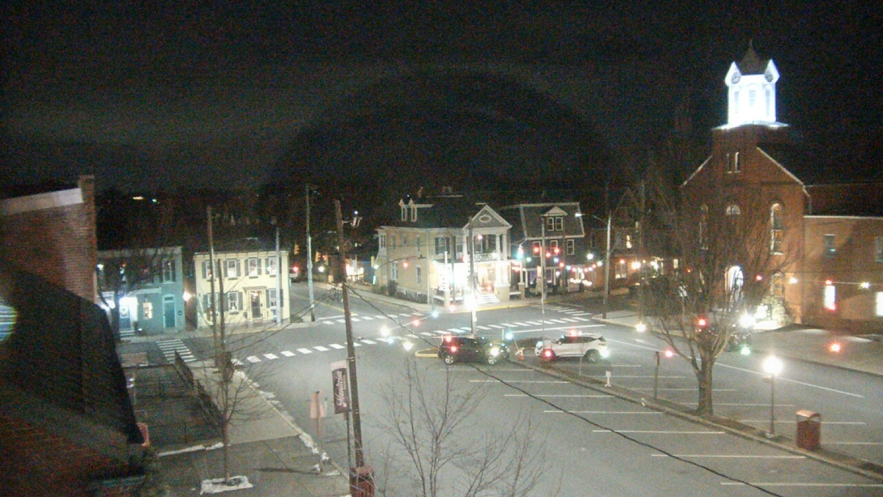 Thumbnail for current weather camera view from A&M Pizza in Manheim, Pennsylvania
