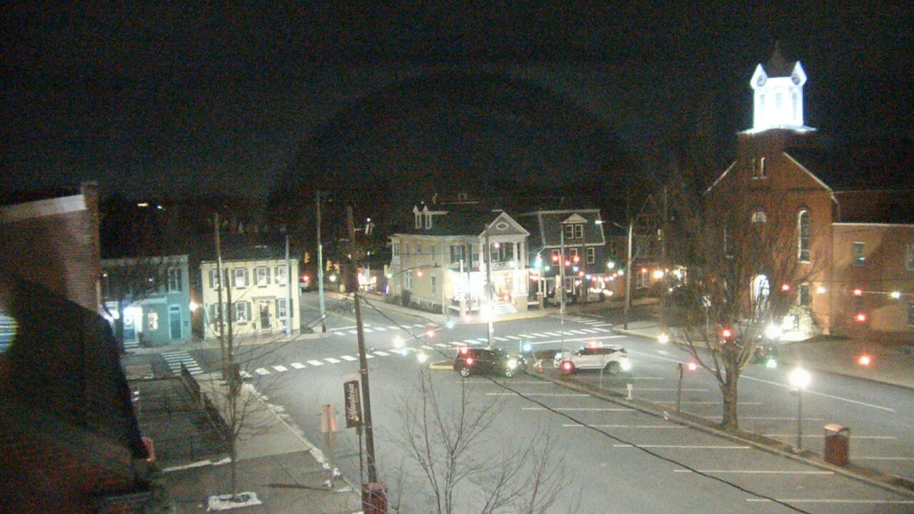 Thumbnail for current weather camera view from A&M Pizza in Manheim, Pennsylvania