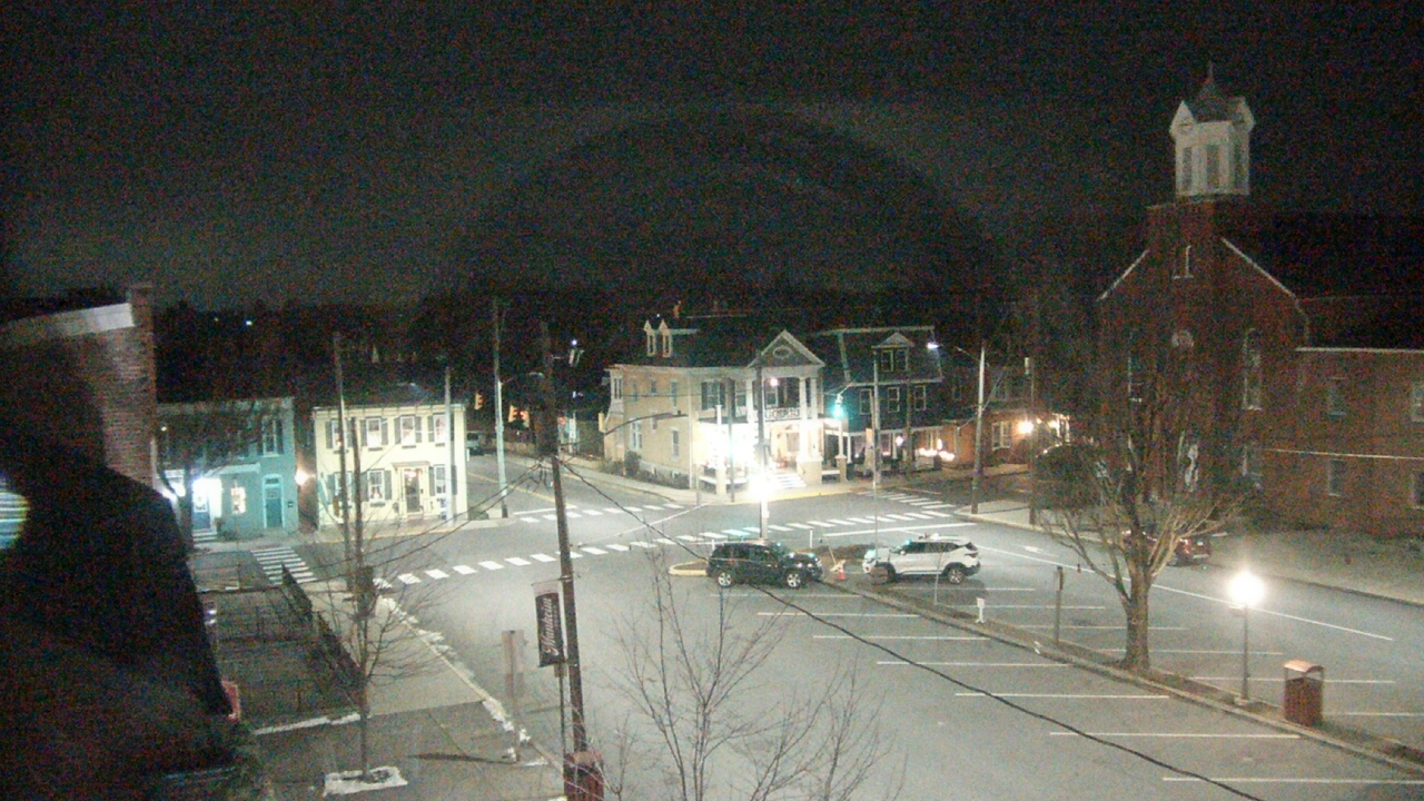 Thumbnail for current weather camera view from A&M Pizza in Manheim, Pennsylvania