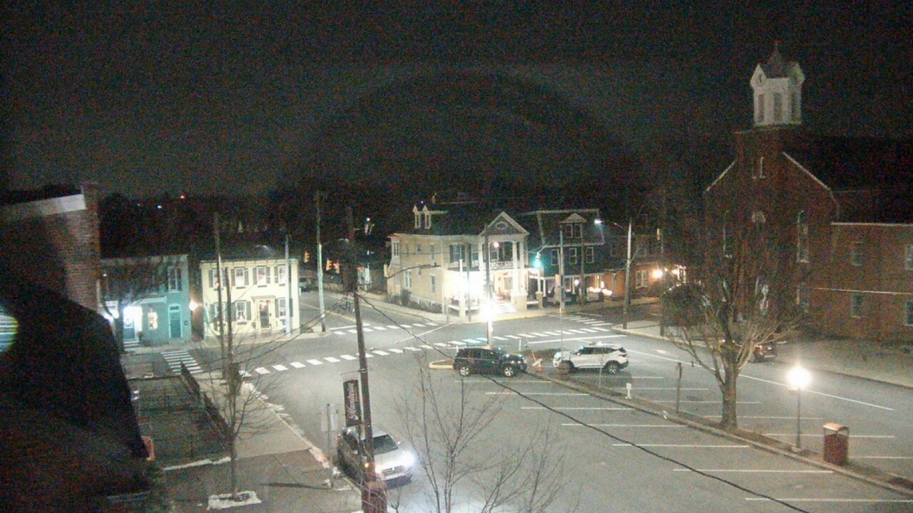 Thumbnail for current weather camera view from A&M Pizza in Manheim, Pennsylvania