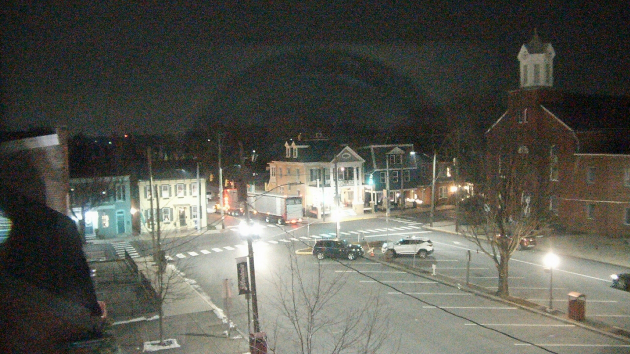 Thumbnail for current weather camera view from A&M Pizza in Manheim, Pennsylvania