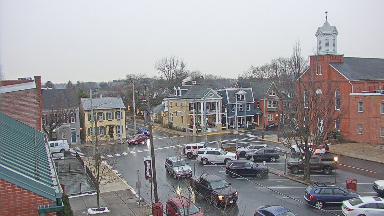 Thumbnail for current weather camera view from A&M Pizza in Manheim, Pennsylvania