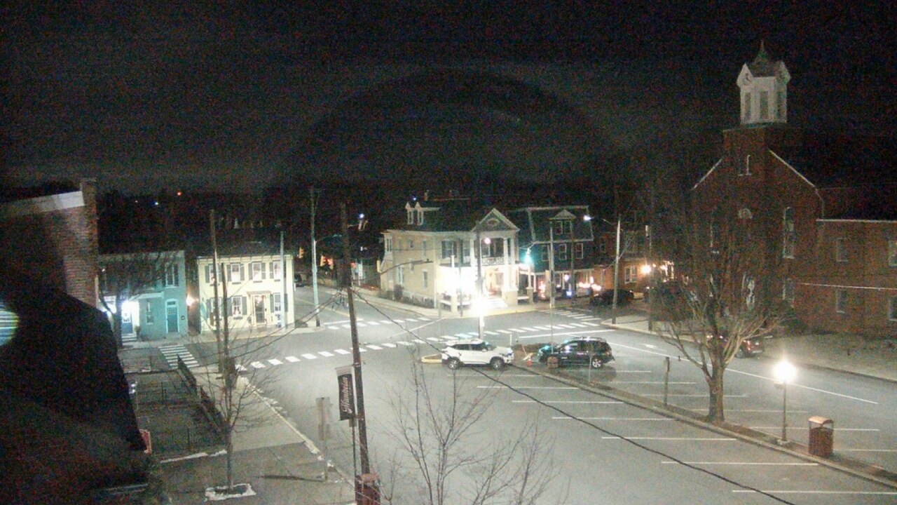Thumbnail for current weather camera view from A&M Pizza in Manheim, Pennsylvania