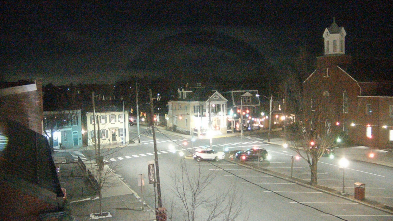 Thumbnail for current weather camera view from A&M Pizza in Manheim, Pennsylvania