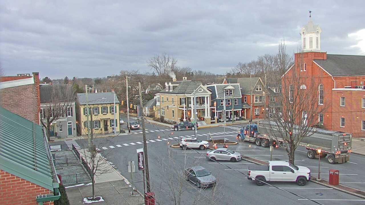 Thumbnail for current weather camera view from A&M Pizza in Manheim, Pennsylvania