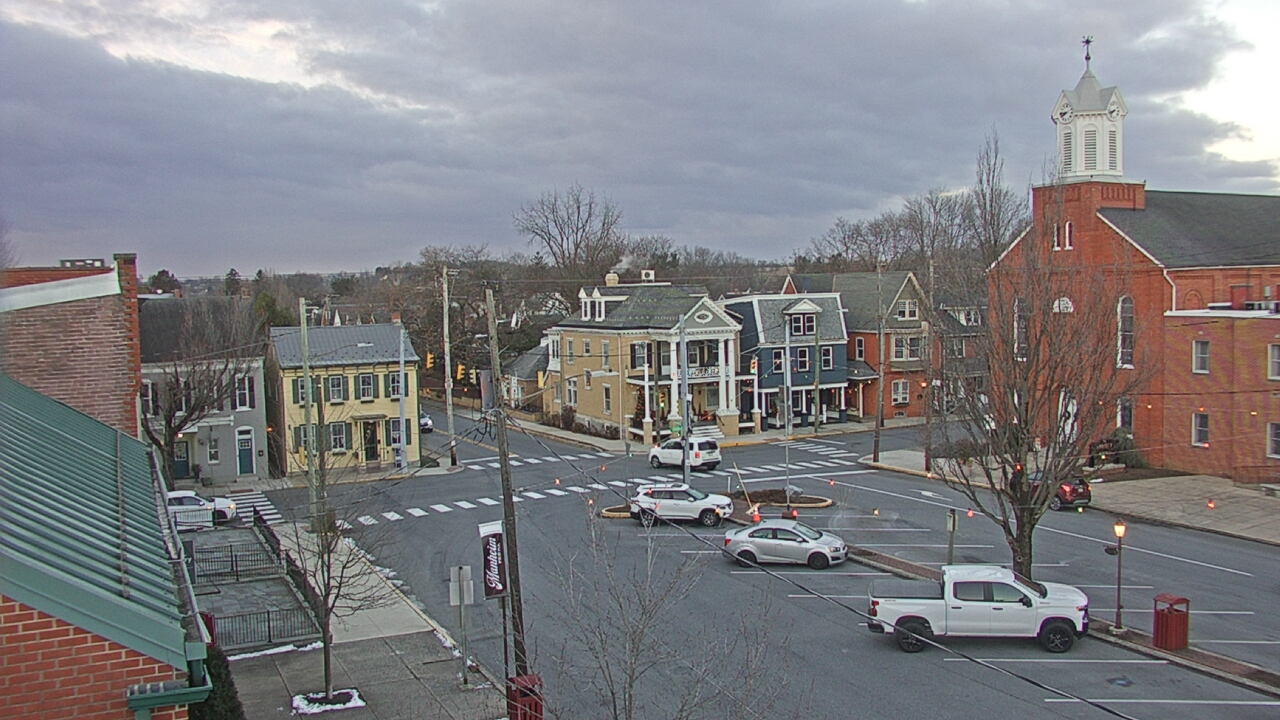 Thumbnail for current weather camera view from A&M Pizza in Manheim, Pennsylvania