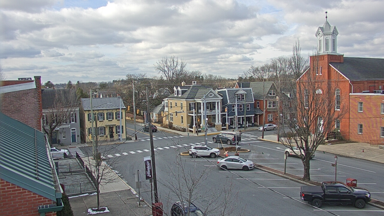 Thumbnail for current weather camera view from A&M Pizza in Manheim, Pennsylvania