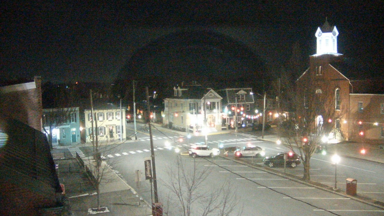 Thumbnail for current weather camera view from A&M Pizza in Manheim, Pennsylvania
