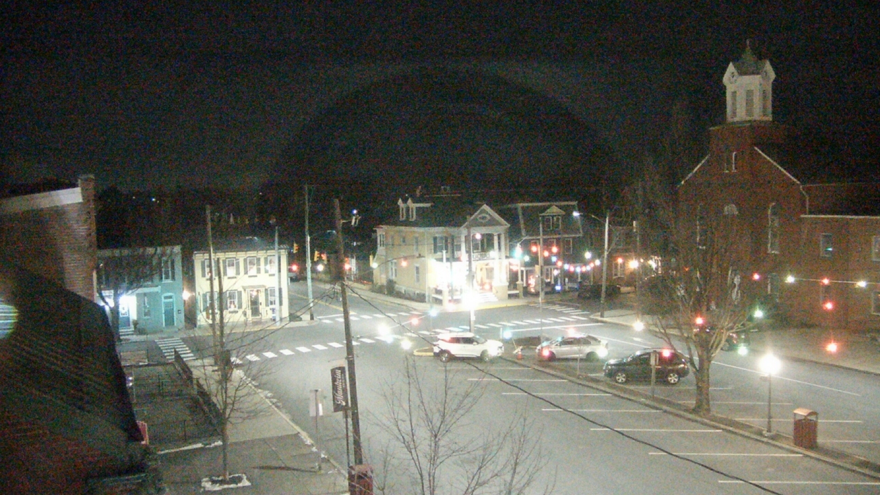 Thumbnail for current weather camera view from A&M Pizza in Manheim, Pennsylvania