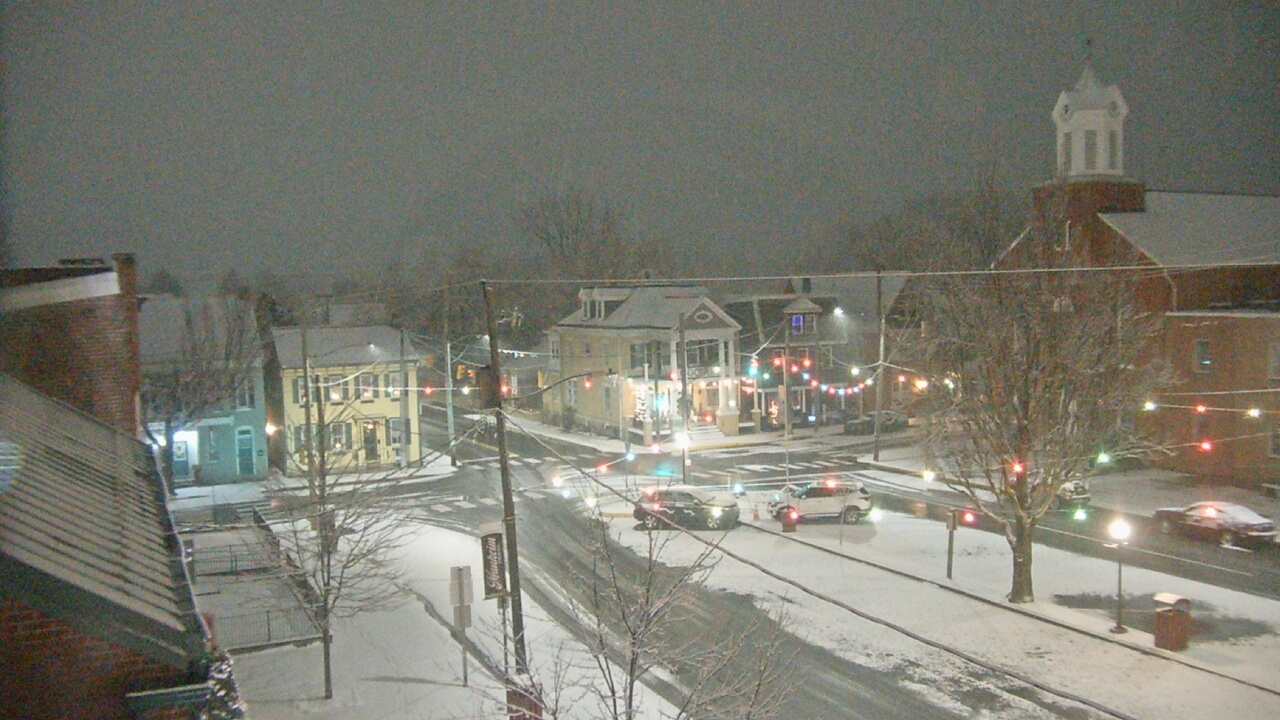 Thumbnail for current weather camera view from A&M Pizza in Manheim, Pennsylvania