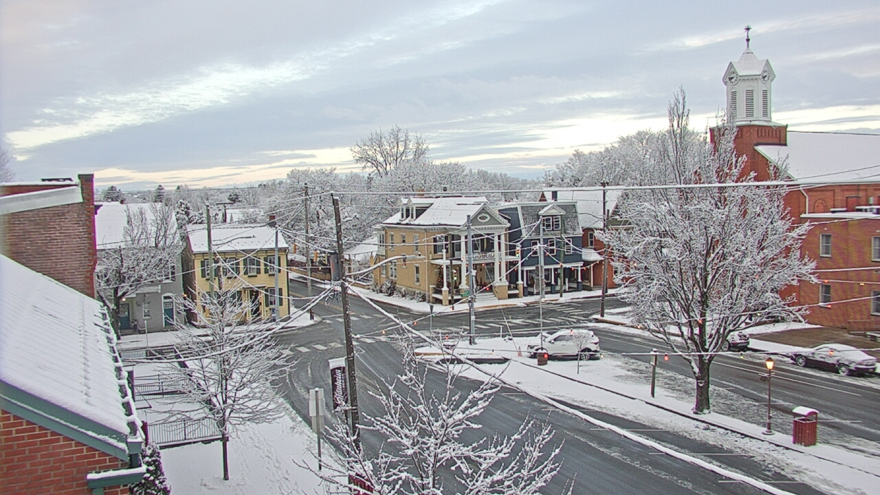 Thumbnail for current weather camera view from A&M Pizza in Manheim, Pennsylvania