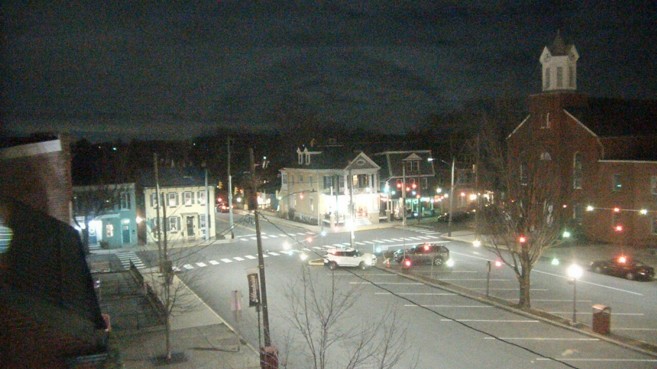 Thumbnail for current weather camera view from A&M Pizza in Manheim, Pennsylvania