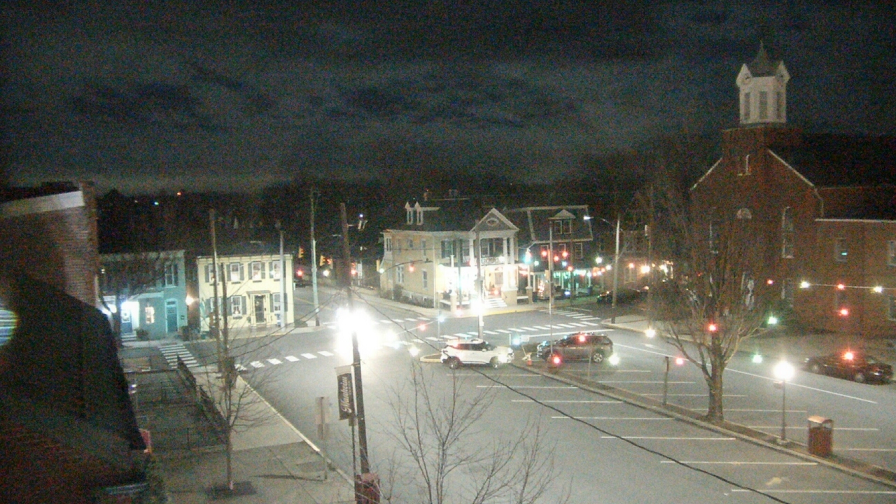 Thumbnail for current weather camera view from A&M Pizza in Manheim, Pennsylvania