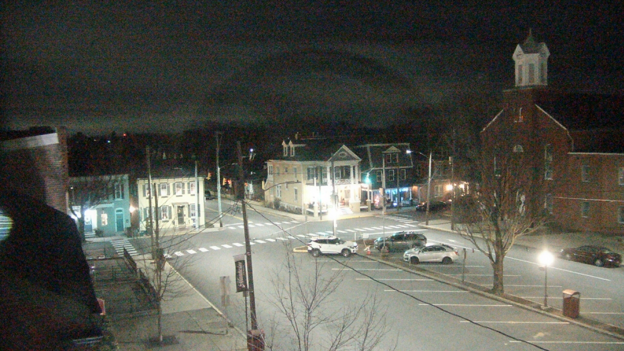 Thumbnail for current weather camera view from A&M Pizza in Manheim, Pennsylvania
