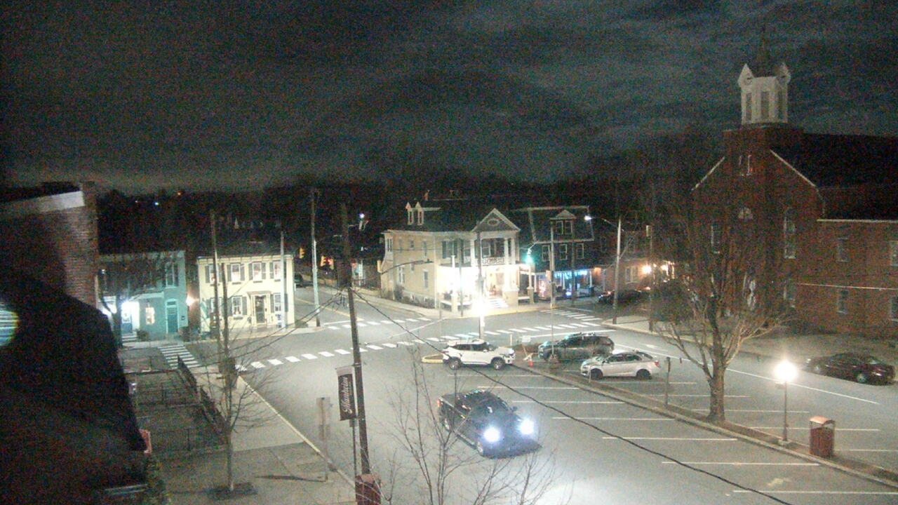 Thumbnail for current weather camera view from A&M Pizza in Manheim, Pennsylvania