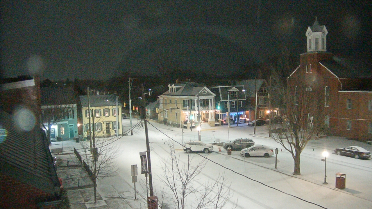 Thumbnail for current weather camera view from A&M Pizza in Manheim, Pennsylvania
