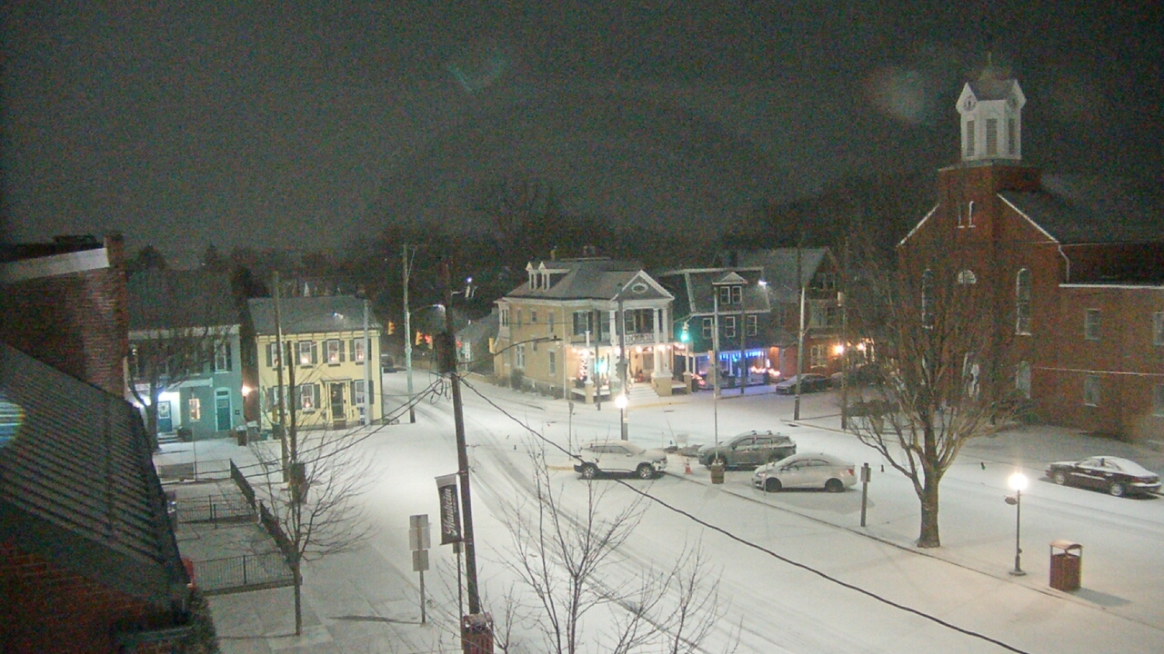 Thumbnail for current weather camera view from A&M Pizza in Manheim, Pennsylvania