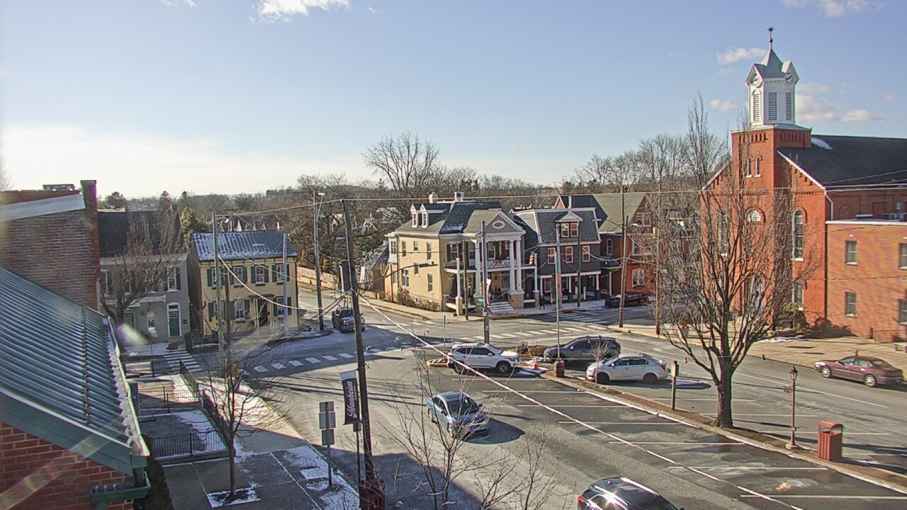 Thumbnail for current weather camera view from A&M Pizza in Manheim, Pennsylvania
