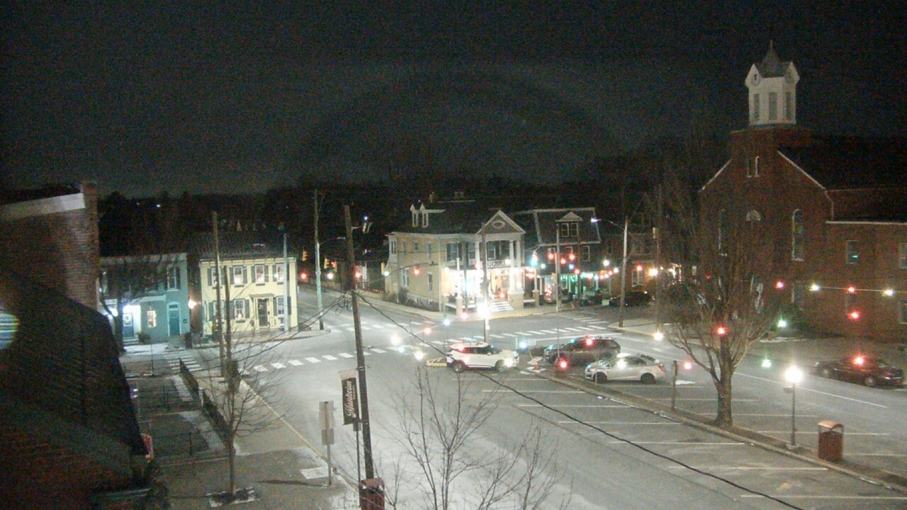 Thumbnail for current weather camera view from A&M Pizza in Manheim, Pennsylvania