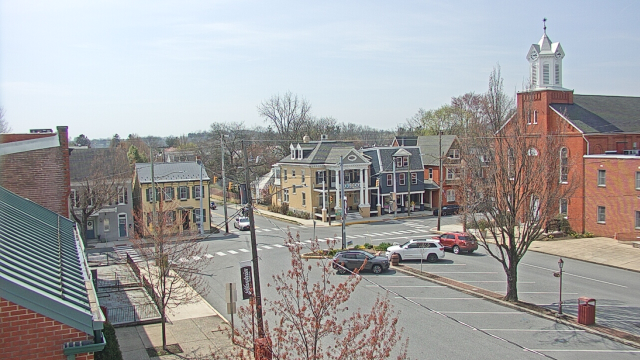 Thumbnail for current weather camera view from A&M Pizza in Manheim, Pennsylvania