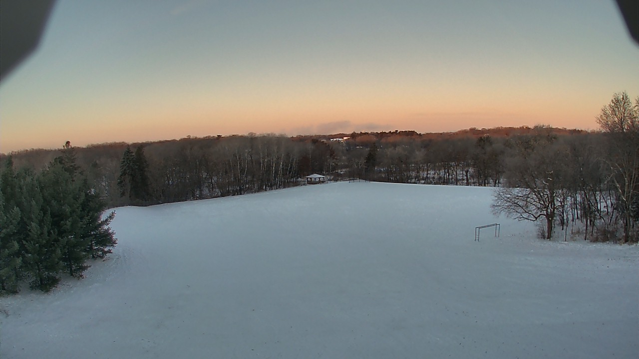 Thumbnail for current weather camera view from Scenic Heights ES in Minnetonka, Minnesota