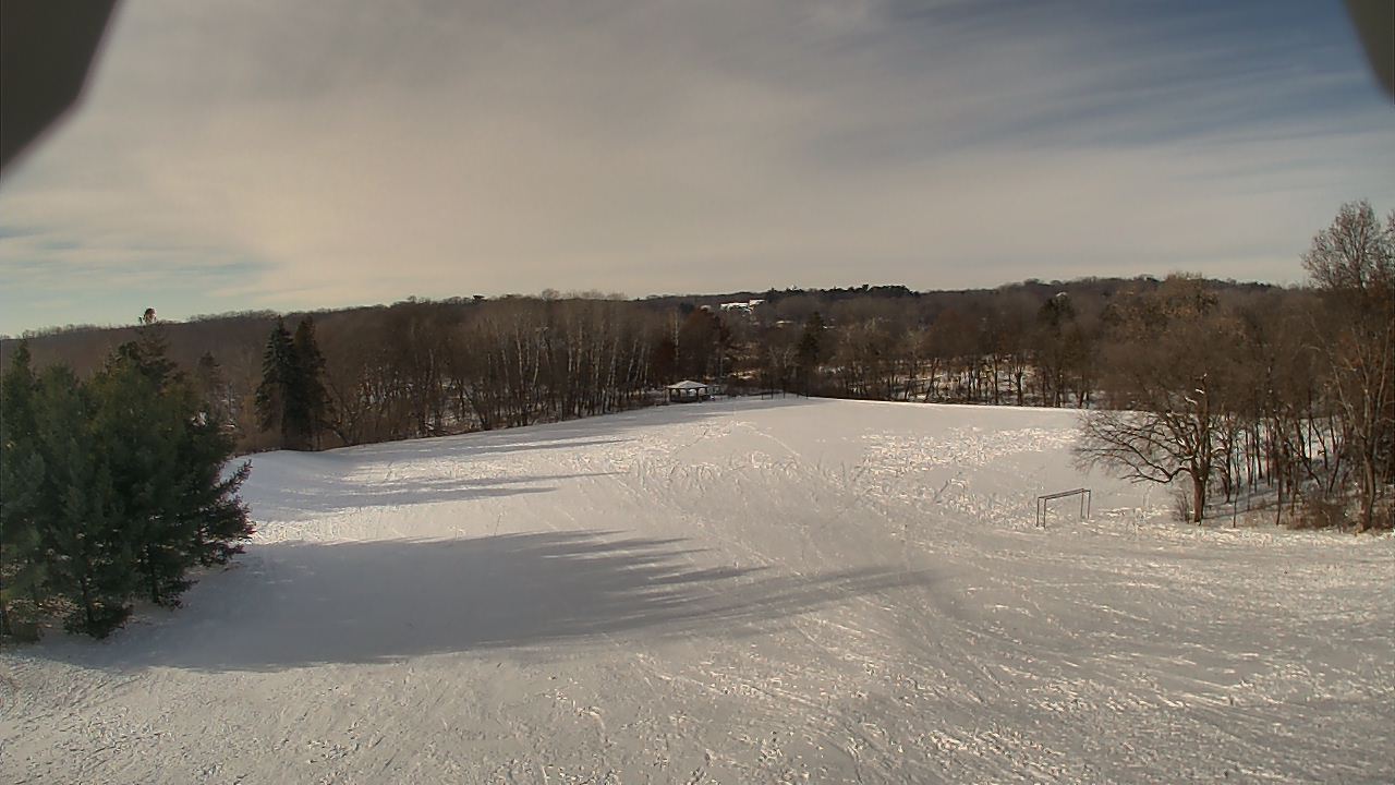 Thumbnail for current weather camera view from Scenic Heights ES in Minnetonka, Minnesota