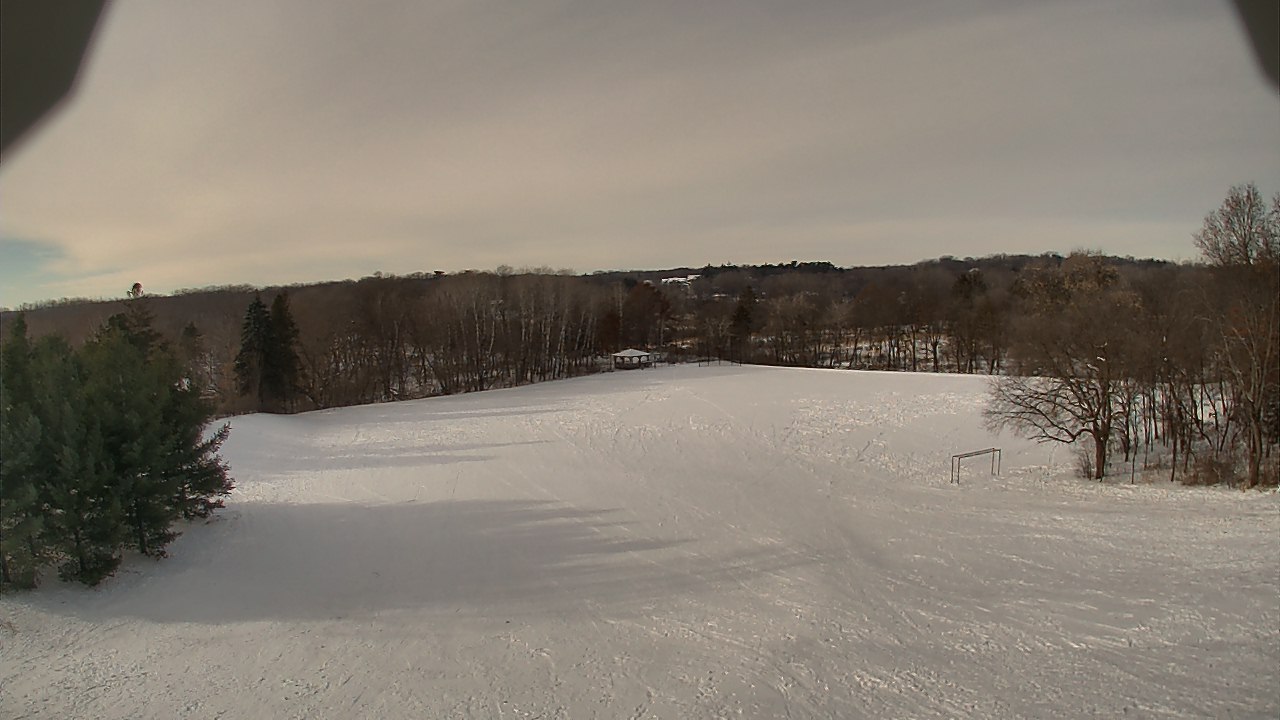 Thumbnail for current weather camera view from Scenic Heights ES in Minnetonka, Minnesota
