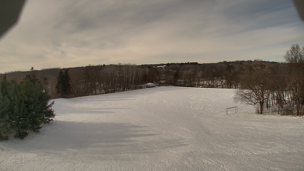 Thumbnail for current weather camera view from Scenic Heights ES in Minnetonka, Minnesota