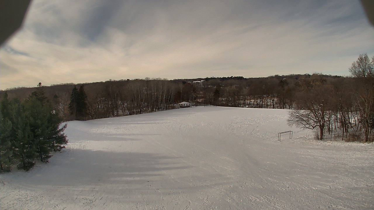 Thumbnail for current weather camera view from Scenic Heights ES in Minnetonka, Minnesota