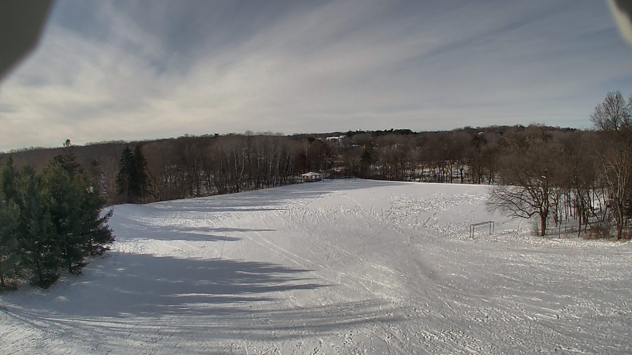 Thumbnail for current weather camera view from Scenic Heights ES in Minnetonka, Minnesota