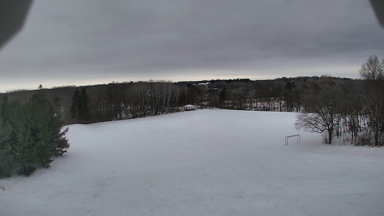 Thumbnail for current weather camera view from Scenic Heights ES in Minnetonka, Minnesota