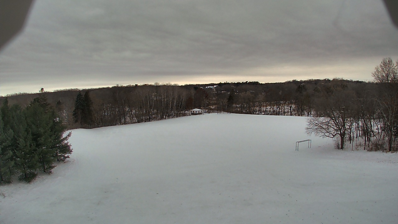 Thumbnail for current weather camera view from Scenic Heights ES in Minnetonka, Minnesota