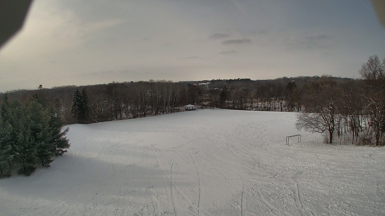 Thumbnail for current weather camera view from Scenic Heights ES in Minnetonka, Minnesota