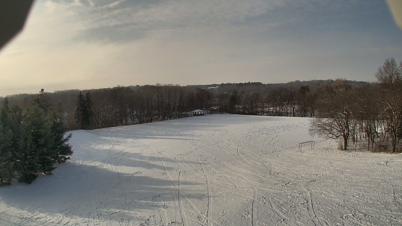 Thumbnail for current weather camera view from Scenic Heights ES in Minnetonka, Minnesota
