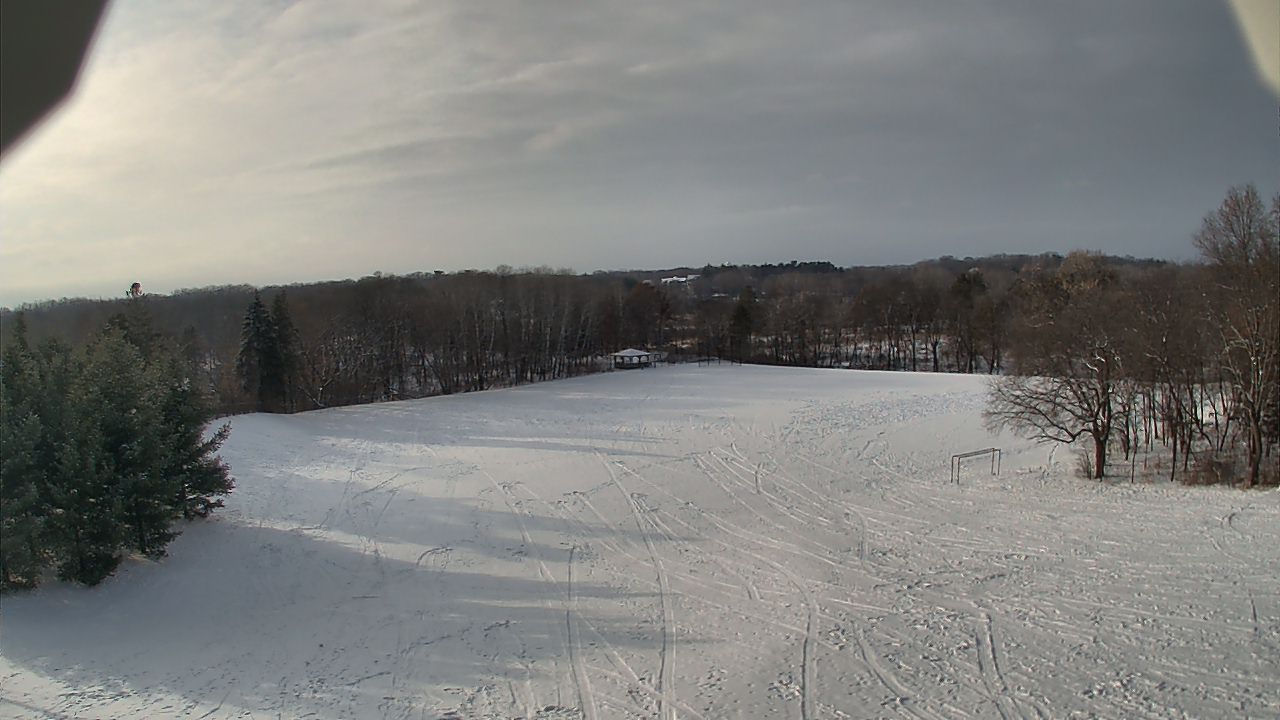 Thumbnail for current weather camera view from Scenic Heights ES in Minnetonka, Minnesota