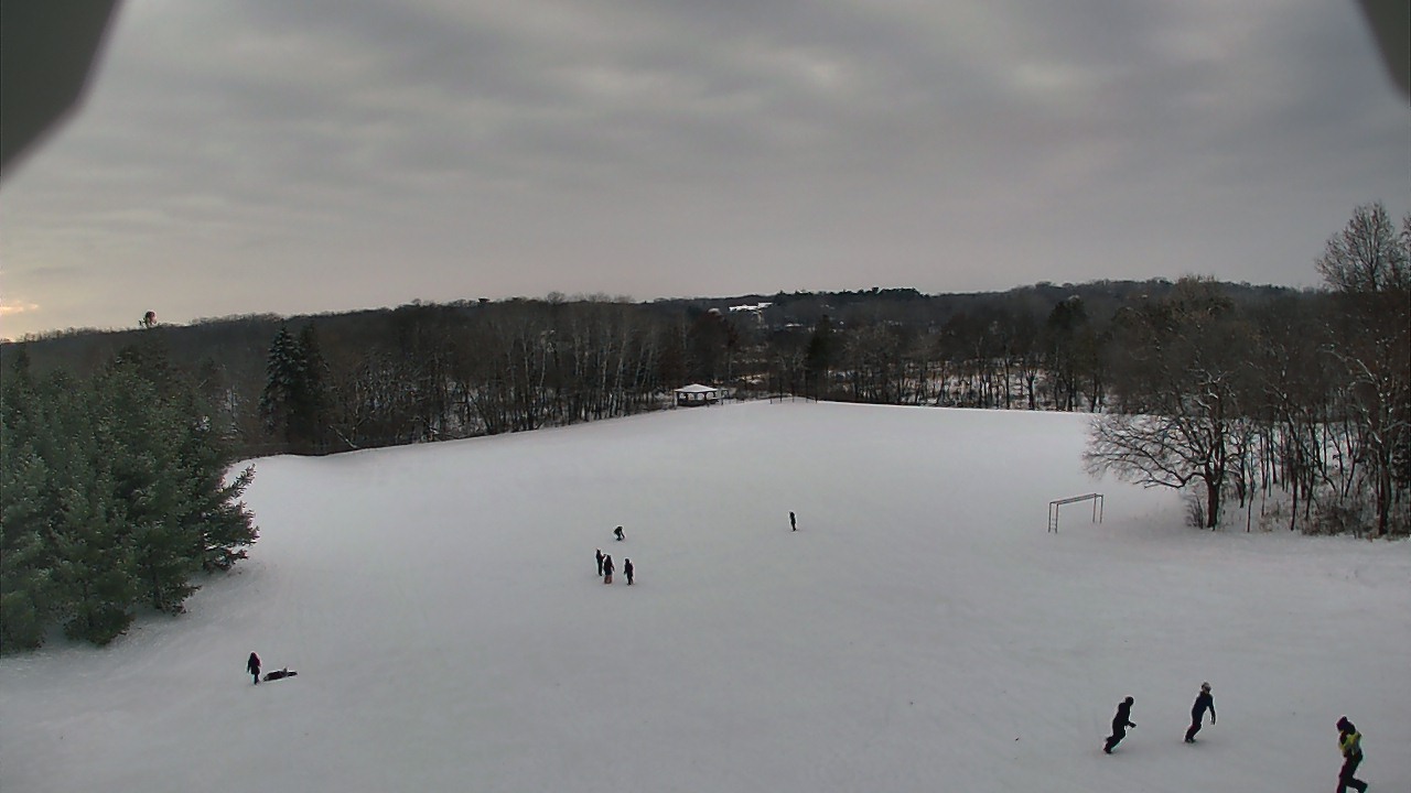 Thumbnail for current weather camera view from Scenic Heights ES in Minnetonka, Minnesota
