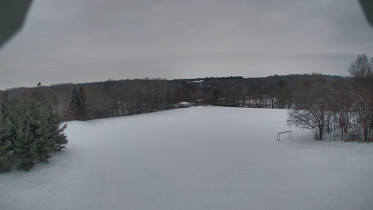 Thumbnail for current weather camera view from Scenic Heights ES in Minnetonka, Minnesota