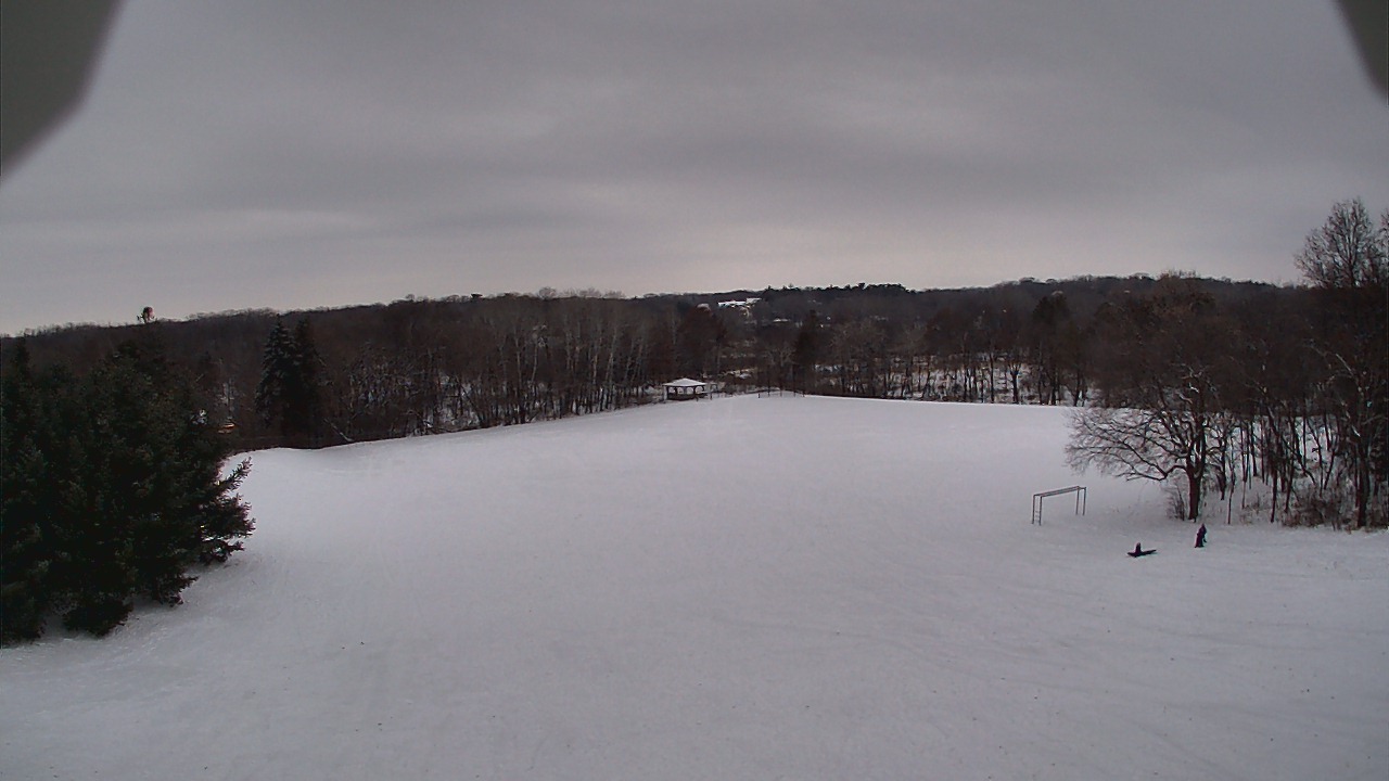 Thumbnail for current weather camera view from Scenic Heights ES in Minnetonka, Minnesota