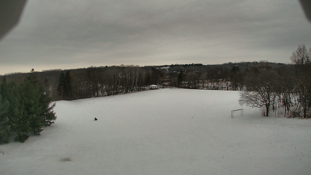 Thumbnail for current weather camera view from Scenic Heights ES in Minnetonka, Minnesota